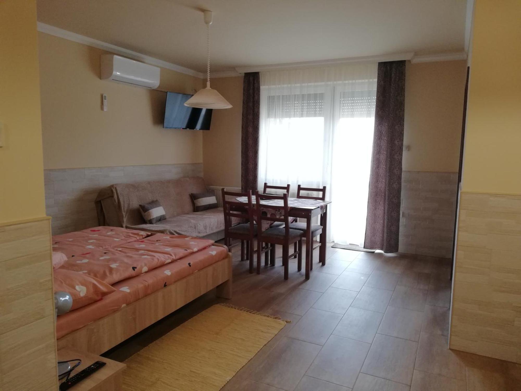 Imola Es Andrea Apartmanhaz 3 Hajdúszoboszló Екстериор снимка