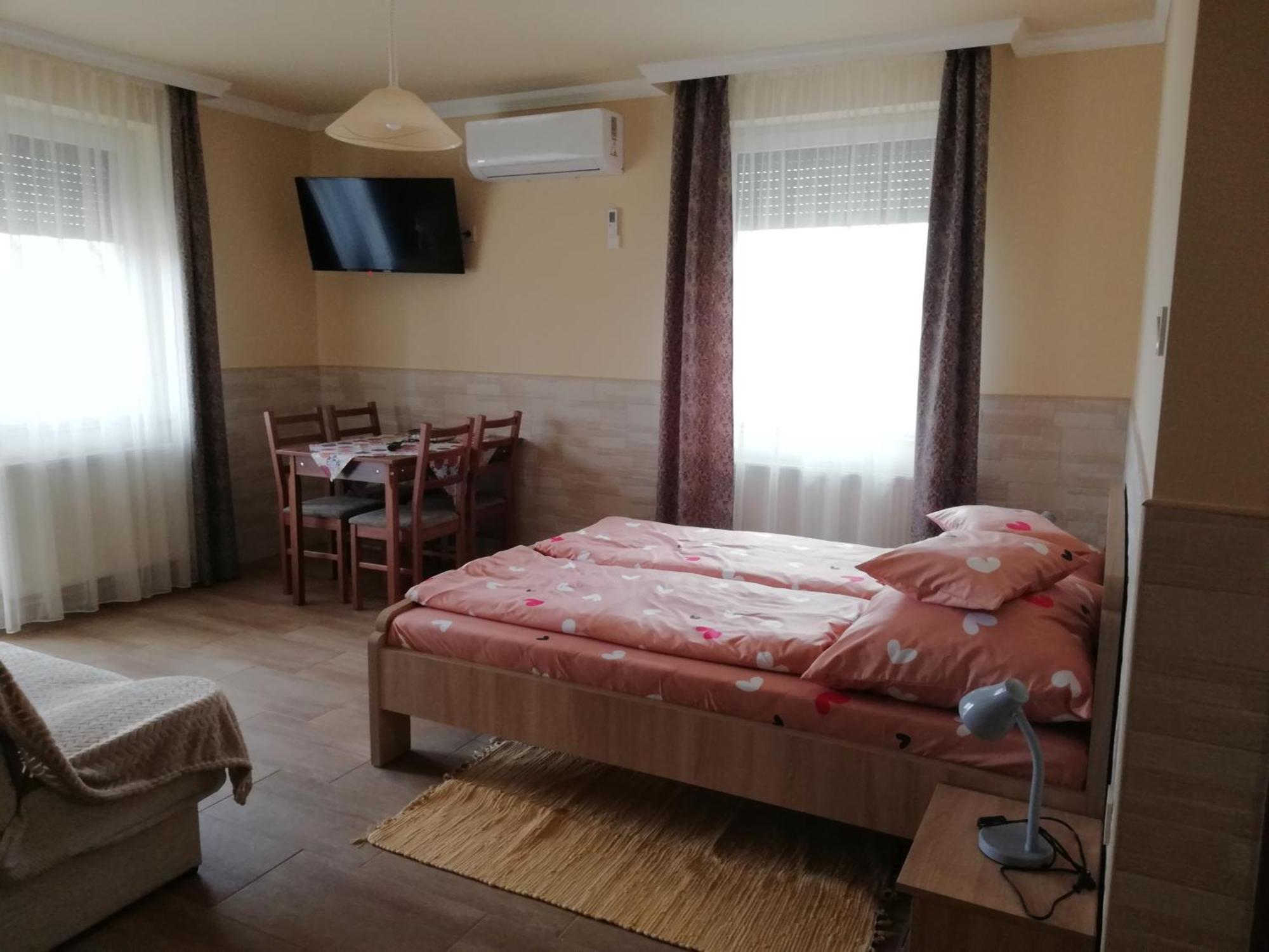 Imola Es Andrea Apartmanhaz 3 Hajdúszoboszló Екстериор снимка